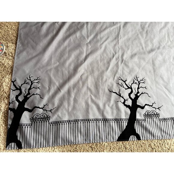 Spooky Haunted Tree Tablecloth 60"x104" Gray Black Gothic Fence Design Halloween - Picture 9 of 11